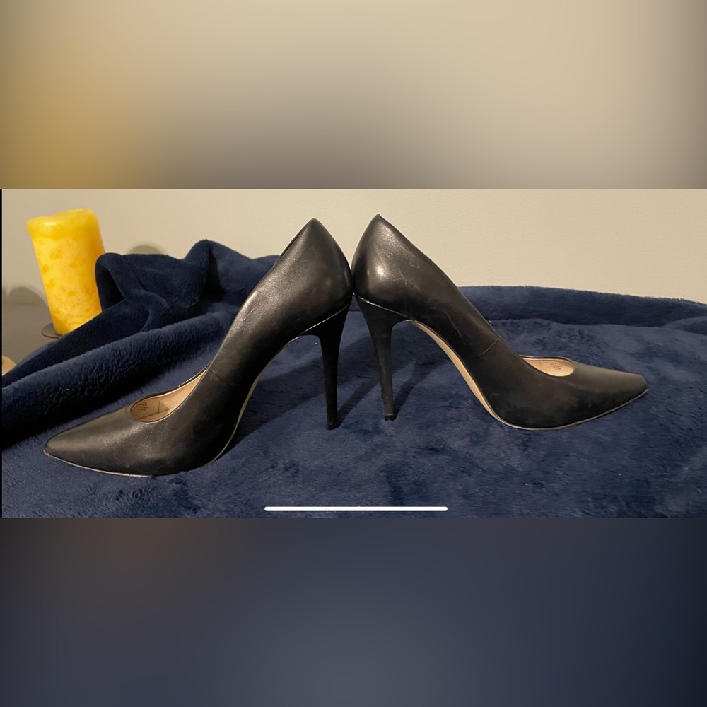 Michael Kors black 4inch heels size 6.5